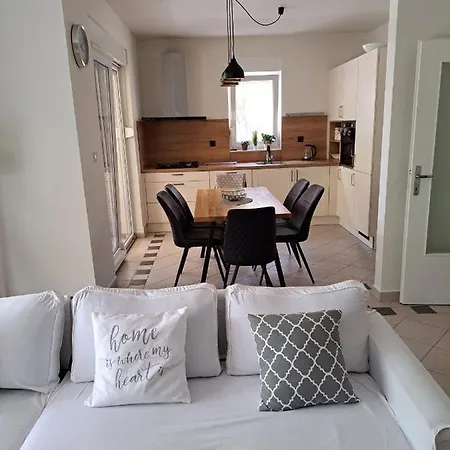 Apartmani Senija Biograd Na Moru Exterior photo