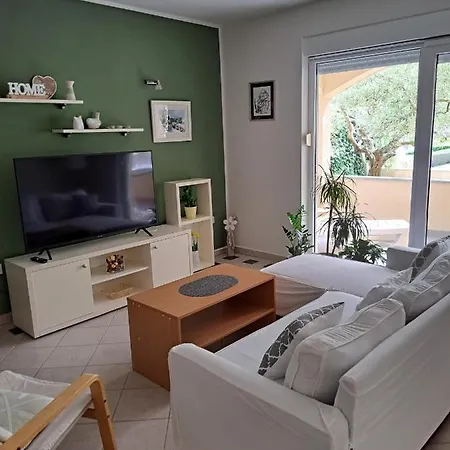 Apartmani Senija Biograd Na Moru Exterior photo