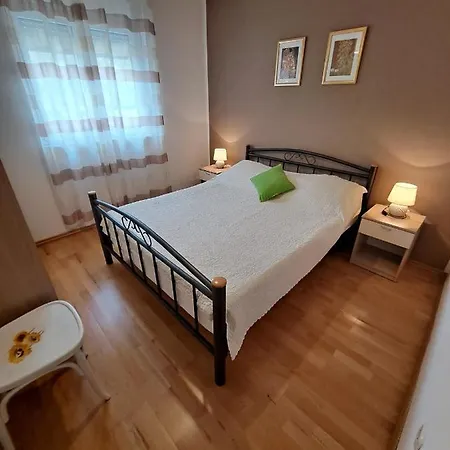 Apartmani Senija Biograd Na Moru Exterior photo