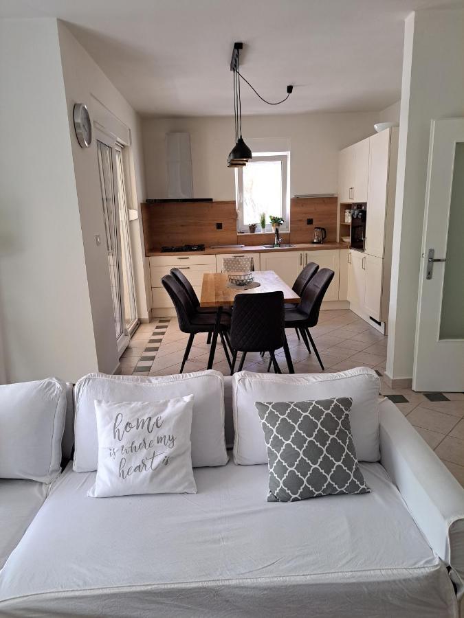 Apartment Senija