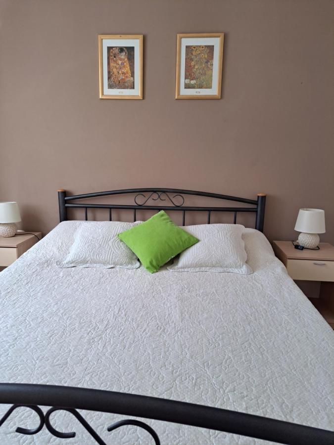 Senija Apartman Biograd Na Moru