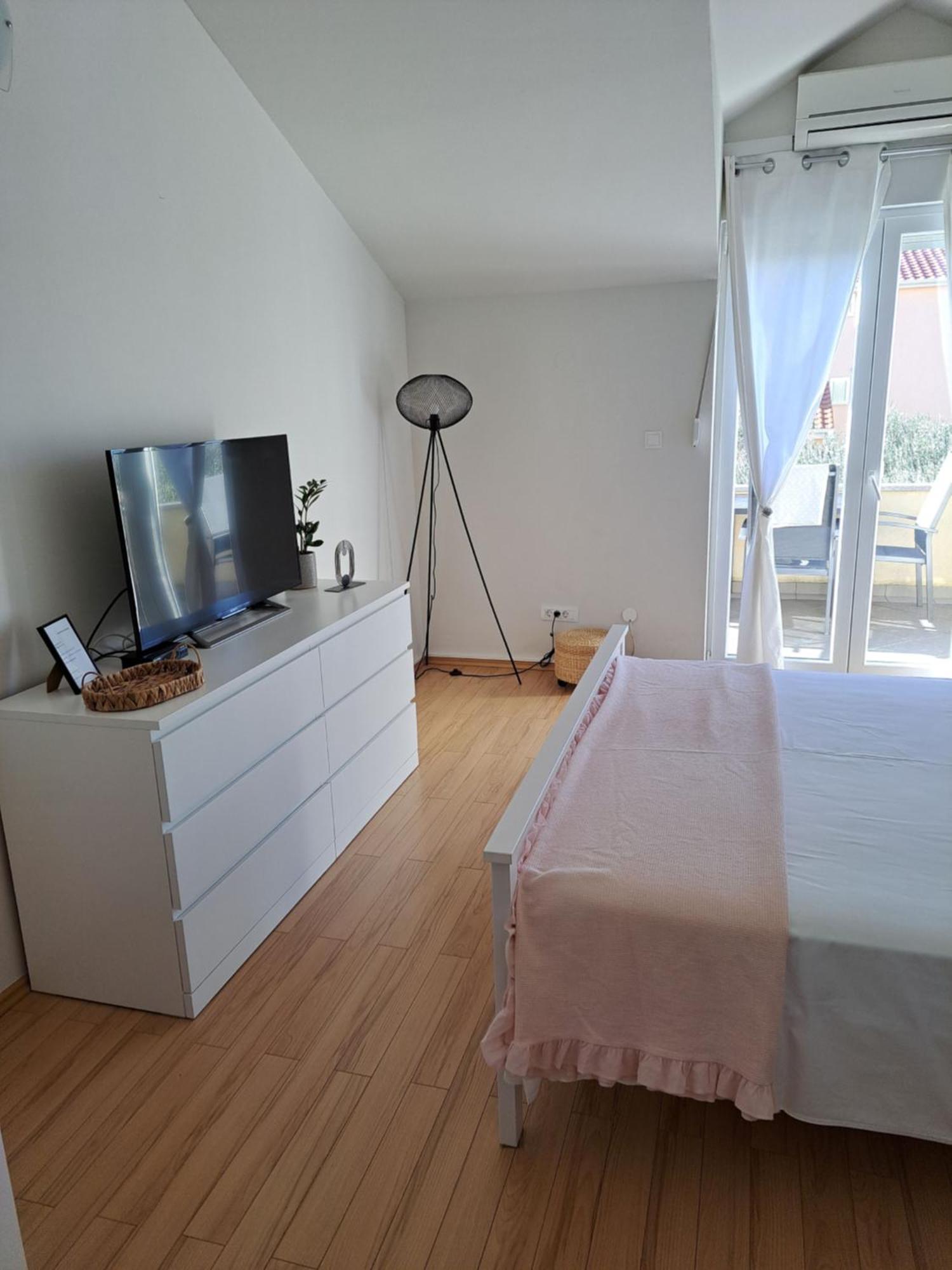 Apartment Senija *